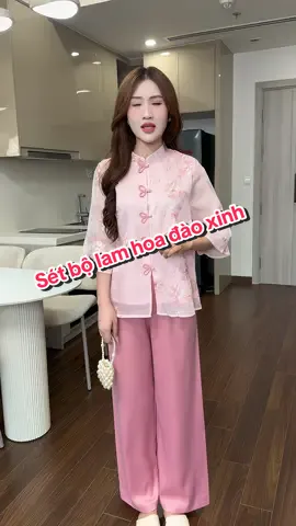 Tết đến xuân về sắm bộ đồ lam này đi lễ chùa đi du xuân xinh lắm 