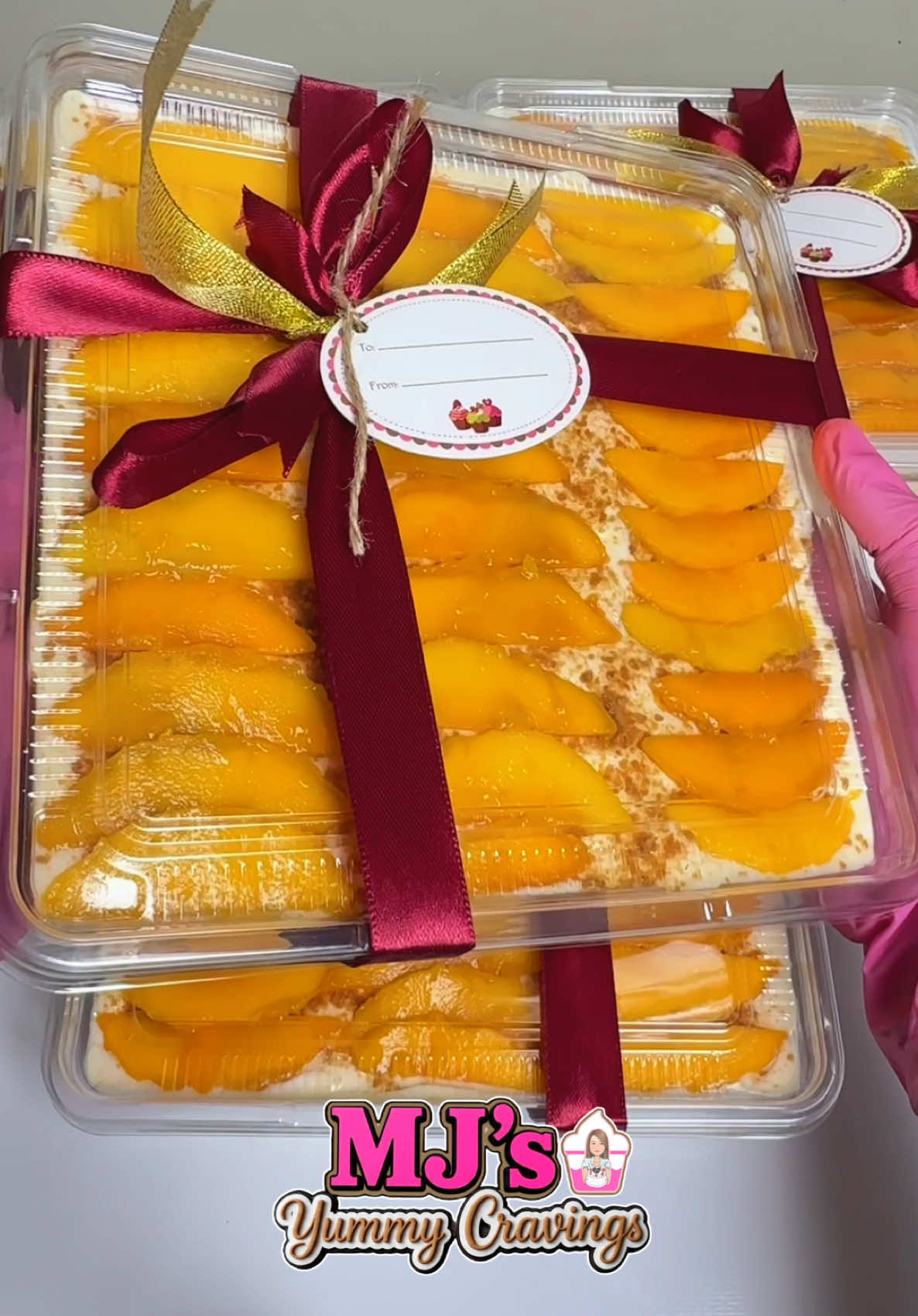 Available for same-day pickup or Lalamove delivery! 💨 Direct Message on our page 📩 🥭Our Mango Graham Overload Party Tray is now available and perfect for your Christmas gatherings, reunions, potlucks, or even a cozy merienda with the family. 💛🥭 It also makes a sweet and thoughtful gift this holiday season! 📏 8x8x2 Party Tray — good for sharing! 🌟 Open for resellers 📅 We accept advance reservations for December 🍰 Other flavors available, too! Send us a message to reserve yours today! 🎁💛✨ 💚 available on Grabfood & Foodpanda🩷 📍 Location: #91 7th Street, Area 3, Veterans Village, Brgy. Pasong Tamo, Quezon City #mjsyummycravings #mangograham #partysizemangograham #potlockideas  