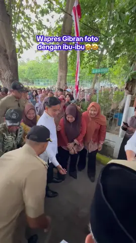 Pemimpin paling ramah🥰🥰 #gibran #gibranrakabuming #wapresgibran #gibranrakabumingraka #pulauseribu 