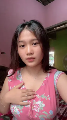 kembali dengan daster pink #fyp #foryou #xcyzba #velocity #fypage 