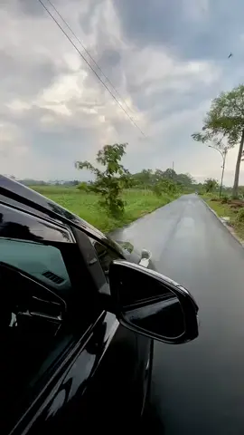 nyore anak desa🤣#masukberanda #xybca #fypシ゚ #innova #jalanjalan 