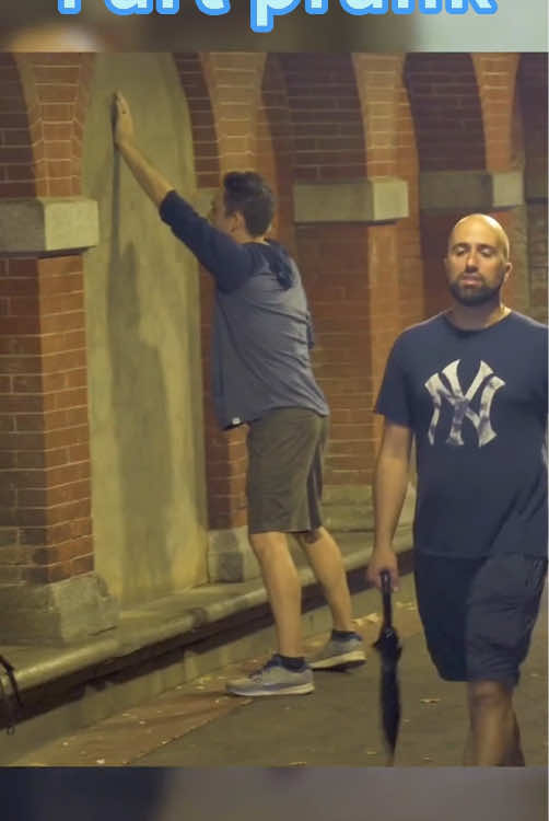 Fart prank 💨 #fart #prank #funnyvideos #funnyprank #happy 