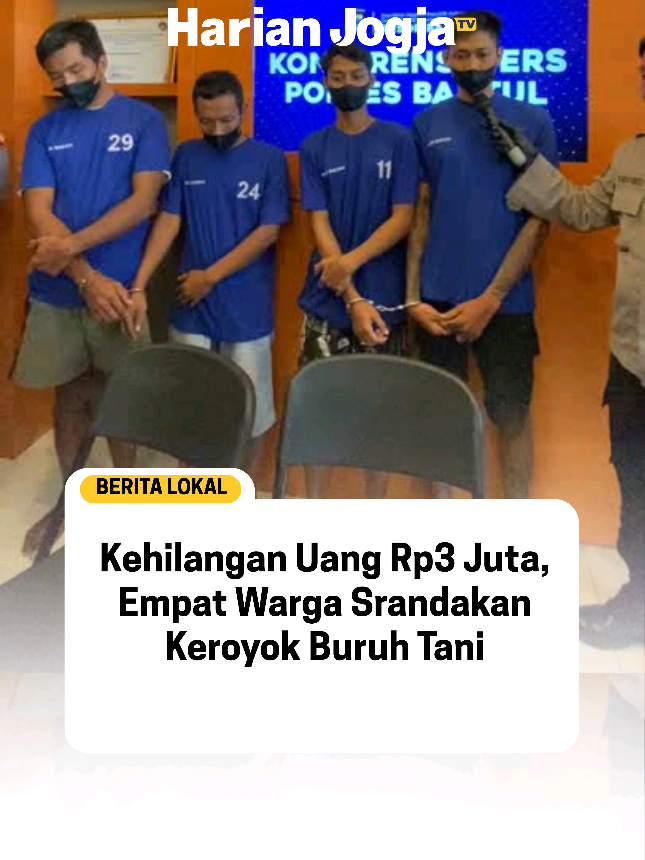 Kehilangan Uang Rp3 Juta, Empat Warga Srandakan Keroyok Buruh Tani Polsek Srandakan menetapkan empat orang sebagai tersangka dalam kasus pengeroyokan terhadap seorang buruh tani berinisial HS, warga Sewon, Bantul. Aksi kekerasan tersebut dipicu tudingan bahwa korban telah mengambil uang milik salah satu pelaku sebesar Rp3 juta. Kapolsek Srandakan, AKP Jumadi, mengungkapkan, pengeroyokan terjadi pada 4 November 2025 sekitar pukul 03.00 WIB di depan rumah salah satu tersangka berinisial WTP di Dusun Srandakan, Kalurahan Trimurti, Bantul. Laporan disampaikan sehari setelah kejadian oleh ibu korban. “Perkara ini merupakan tindak pidana kekerasan yang dilakukan secara bersama-sama sebagaimana diatur dalam Pasal 170 KUHP, dengan ancaman hukuman maksimal tujuh tahun penjara,” ujar AKP Jumadi, Selasa (18/11). Setelah menerima laporan, polisi melakukan serangkaian penyelidikan dan berhasil mengamankan para pelaku pada 9 November 2025. Kanit Reskrim Polsek Srandakan, IPTU I Nengah Artha W, memaparkan keempat tersangka masing-masing berinisial DGP (32), AOF (23), D (37), dan WTP (40), sebagian besar tidak memiliki pekerjaan tetap.  “Semua pelaku kami amankan dari wilayah Srandakan dan sekitarnya,” jelasnya. Dari tangan para pelaku, polisi menyita sejumlah barang bukti yang digunakan dalam aksi pengeroyokan, antara lain satu bilah sabit dan satu selang warna hijau. Menurut IPTU Nengah, pengeroyokan bermula ketika korban dihubungi oleh tersangka DGP pada malam 3 November 2025 dan diminta datang ke rumah WTP. Di lokasi, para tersangka menanyai korban terkait tuduhan mengambil uang milik WTP yang diklaim hilang beberapa hari sebelumnya. “Para tersangka tidak puas dengan jawaban korban. Mereka kemudian melakukan kekerasan dengan sabit, selang, dan tangan kosong,” ungkapnya. Akibatnya, HS mengalami luka pada wajah, kepala, pinggang, serta patah tulang kaki kiri, dan kini menjalani perawatan di RS UII Bantul. Baca selengkapnya tulisan dari Kiki Luqman di www.harianjogja.com #beritajogja #beritabantul #beritakriminal #pengeroyokanburuhtani #kasuspemukulan 