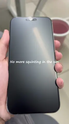 Finally a matte screen that blocks glare and keeps all my messages private while I scroll outside#ScreenProtector #MatteScreenProtector #ScreenProtection #iphone17 #TikTokShopCyberMonday 