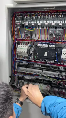 Liên tục Nhận CV ứng tuyển của các bạn 24/24. Mời ae về chung đội #robot #automation #tudonghoa #tudonghoacongnghiep 