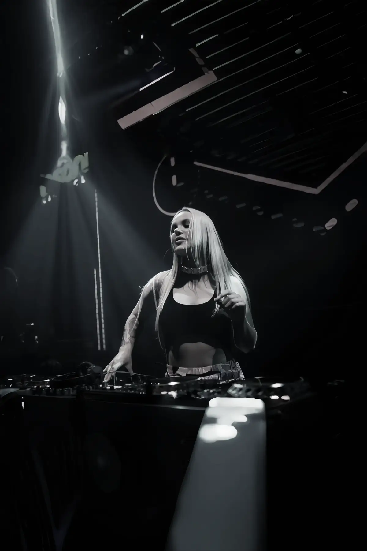 #fyp #xuhuongtiktok2025 #nhachaymoingay #remix #music 