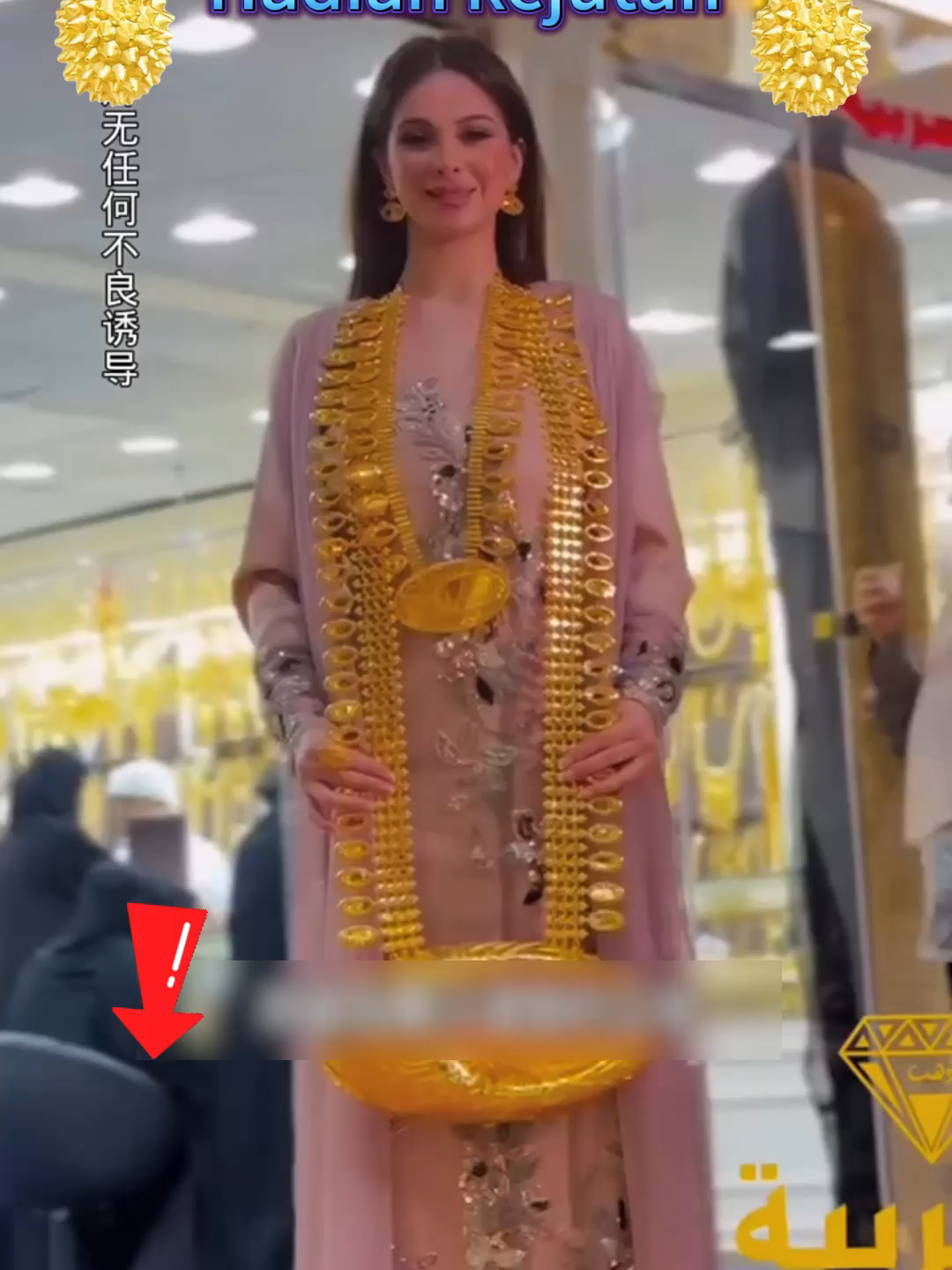 LIU16 Aksesori Unik yang Jadi Pembicaraan! Liontin Durian Emas dengan Gaya Minimalis tapi Tampilan Mewah – Beda dari yang Lain, Tapi Tetap Elegant. ZXJ