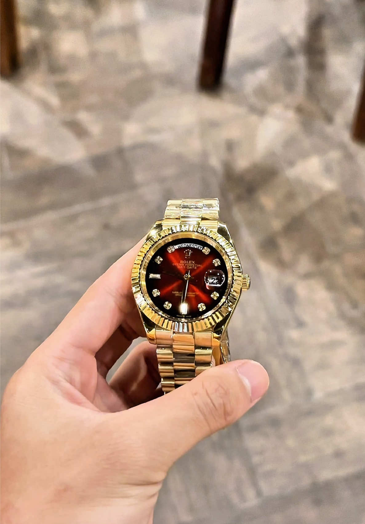 Chiếc đồng hồ thiết kế sang trọng các anh đeo lên tay thì tuyệt ạ #xuhuong2025 #dongho #donghodep #nghiendongho #donghonam 