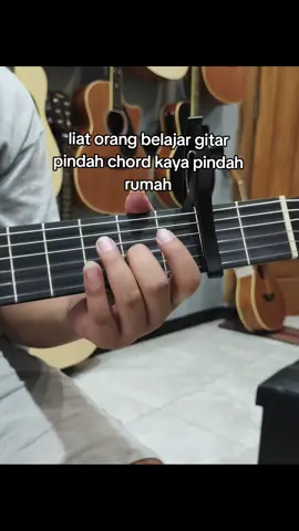 jadi inget awal belajar gitar😅 #fypp #storywa  #storygitar #gitarakustik #xybca 