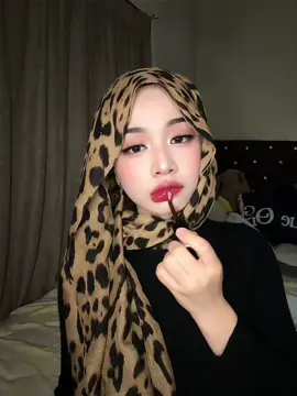 kalau sayang i, kena beli i lipgloss timephoria 🥰