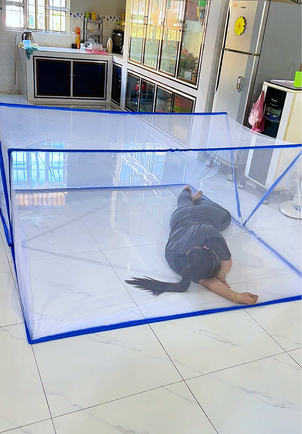 Mùng chụp tự bung khung xếp gấp gọn #mungkhung #mungkhungxep #mungchongmuoi #mùng #ngoclanhmecutin 