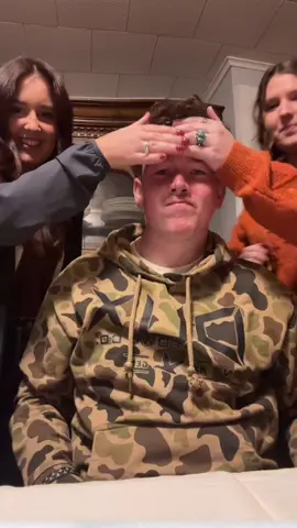 The hairline of my boyfriend #hair#funny#usa