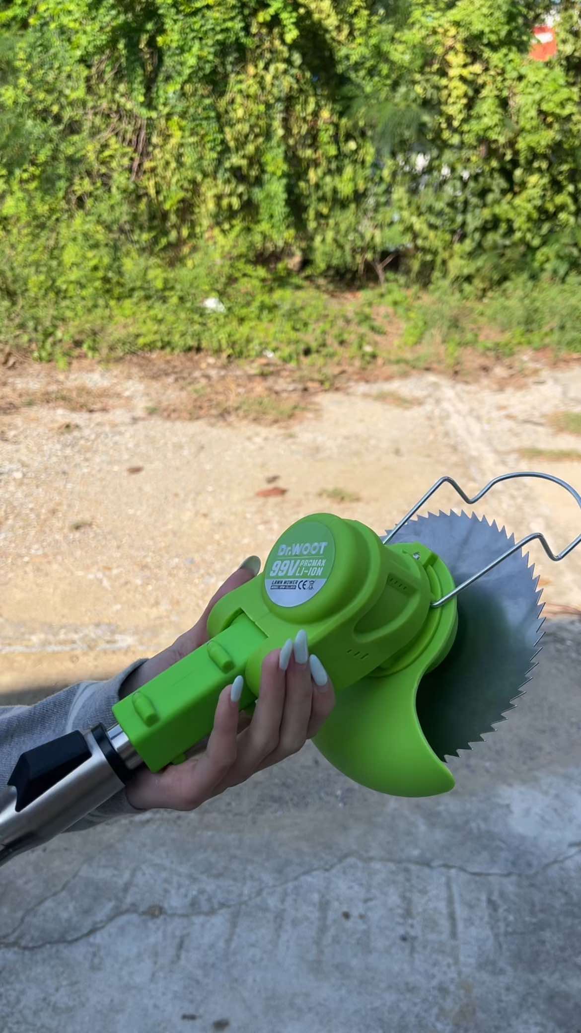 ขายดีที่สุด! เครื่องตัดหญ้าไร้สาย Dr.woot น้ำหนักเบา ใช้งานง่าย#เครื่องตัดหญ้าไร้สาย #เครื่องตัดหญ้าไร้สายdrwoot #เครื่องตัดหญ้าแบตเตอรี่ไร้สาย #เครื่องตัดหญ้าผู้หญิง 