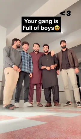 Meanwhile past 💔❤️‍🩹 paper kaisa howa???? #universityoflahore #foryoupage 