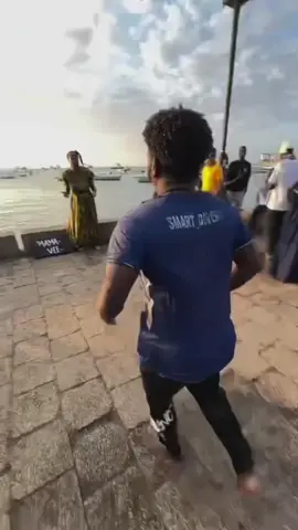 Flip failed🥲🤣#foryour #fail #failure #jump #omg #flip #backflip #funny #funnyvideos #parkour #fyp #tiktok 