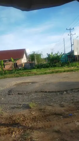 Sebuah kabar hangat,Seorang Anggota Kopasus dicegat pasukan bersenjata,saat hendak memeriksa sebuah Tambang Ilegal.#BeritaTiktok #Kabarthrending #ContenFYV #Komandopasukankhusus 