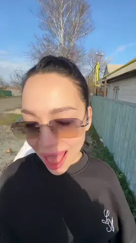 Мой ТГ в шапке профиля 