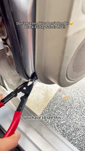Prying off trim without damage? This tool's a must#cartools #carthacks#tiktokshop #bfcm 