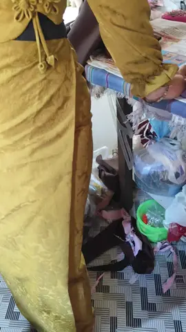 ရှုတ်ယှက်ခတ်နေတာလေးသီးခံကြည့်😁😁#ပိုလာရိပ် #မြန်မာဝမ်းဆက်ချုပ်ပုံလေးများ #မြန်မာဝတ်စုံဒီဇိုင်းများ #ရောက်စမ်းfypပေါ်😊 