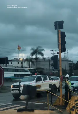 pulang kerja + hujan vibesnya beda… #ptvaleindonesia 