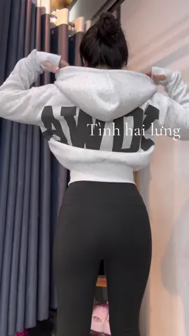 #xuhuong #aokhoac #khoacnu 