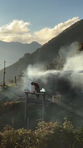 chiều tà trên lán tà chì nhù.