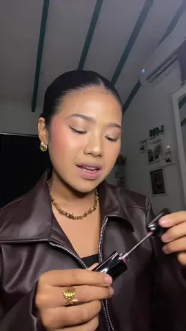 Biar ko sampe ke ujung dunia yang mengerti ko tu cuma saya. Inget ya cuma akuuuh!!🫵🏻🫠  Cuma Saya -M.A.C  #cumasaya #raggae #lagutimur #fyp 