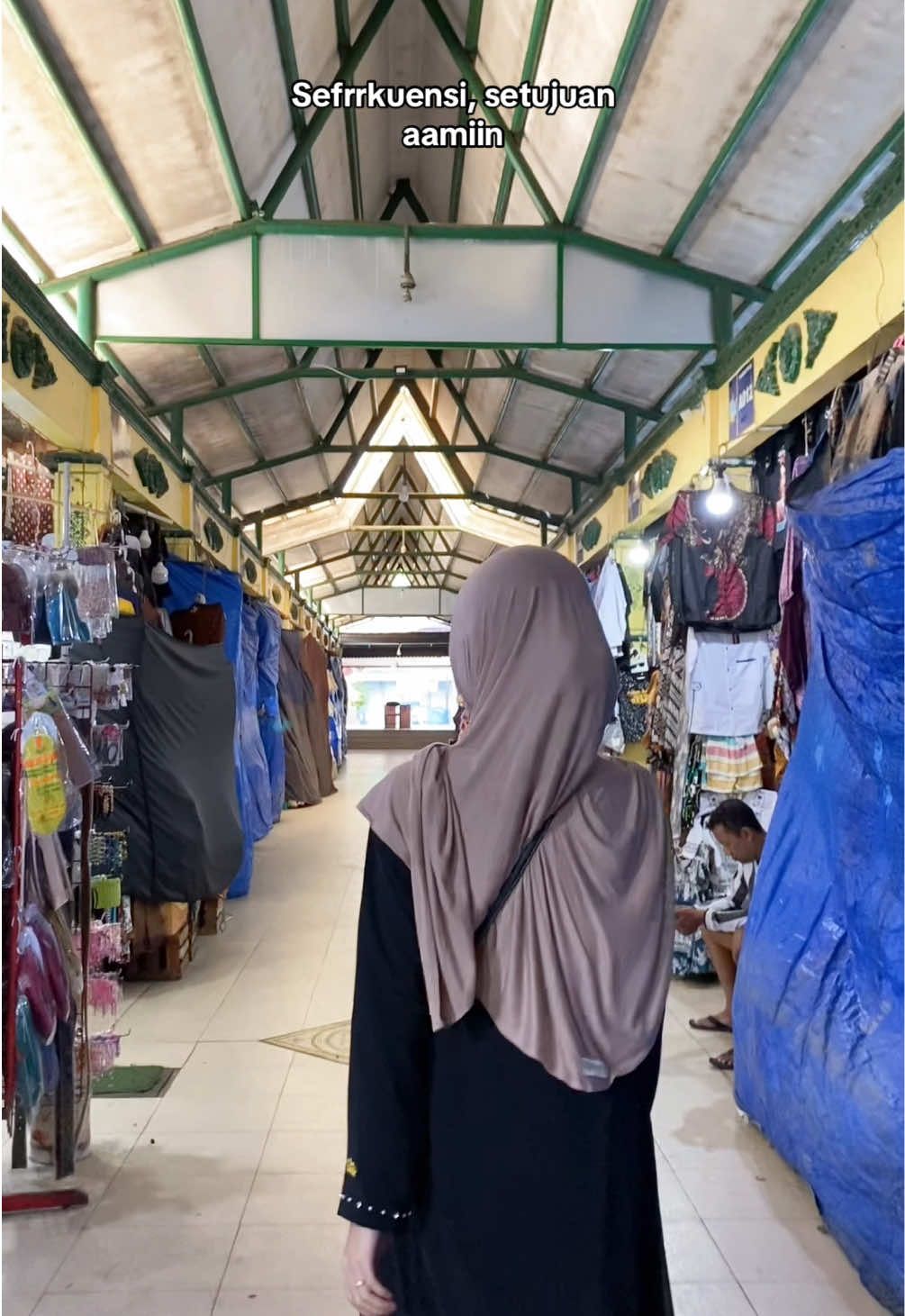 btw ini pagi2 blm mandi udah smpek tempat ziaroh hihi🤭