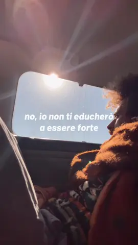 No, non ti insegneró a essere forte.   Nuova Cinepoetica.  . . . . . . #gioevan #cinepoetiva #videopoesia #poesia #riflessioni 