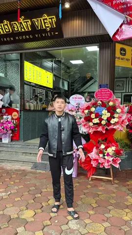 Kiếm dễ thật.. #manhthangstore 