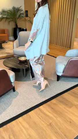 #kebayamodern kebaya aya-gradasi cloudy  Join live kami untuk claim voucher!