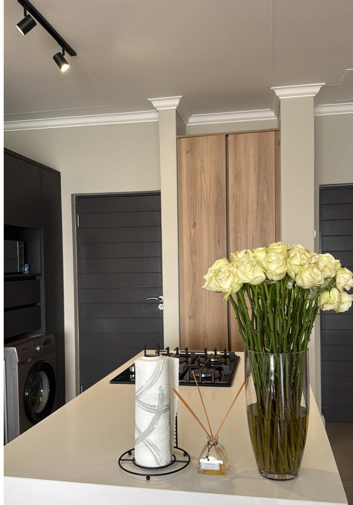 Spend the morning with me.💕 #zintlezeemofokeng #fyp #Vlog #spendthemorningwithme 