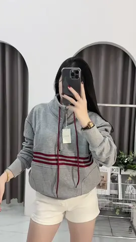 #xuhuong #xuhuongtiktok #aokhoac 