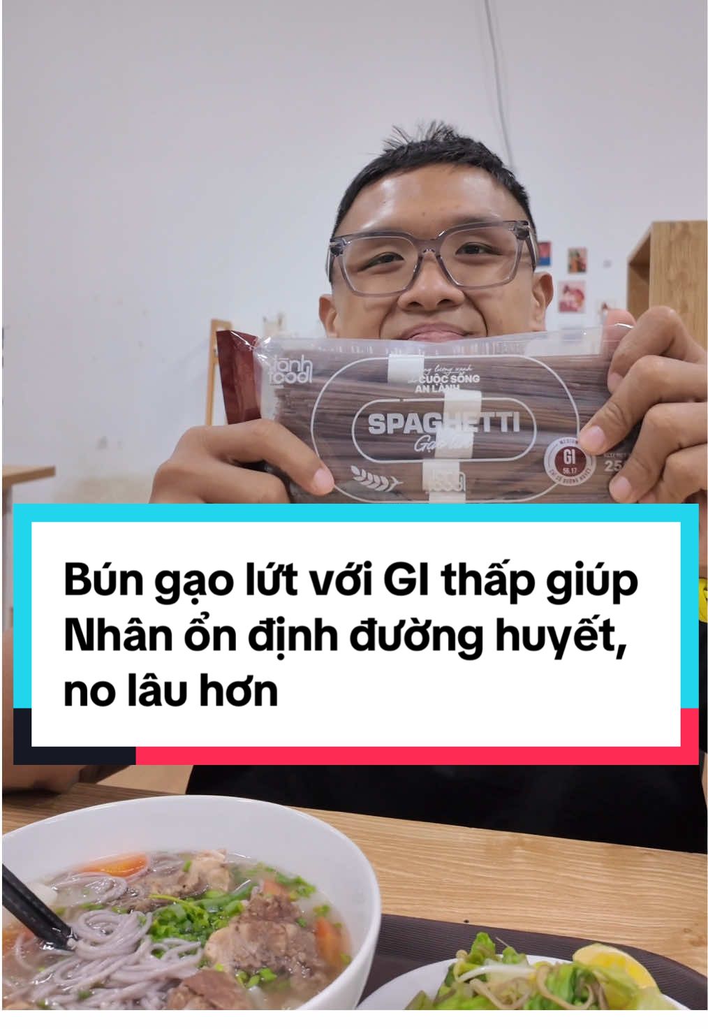 Bún gạo lứt với GI thấp giúp Nhân ổn định đường huyết, no lâu hơn. #byebeo #trongnhanbyebeo #lanhfood 