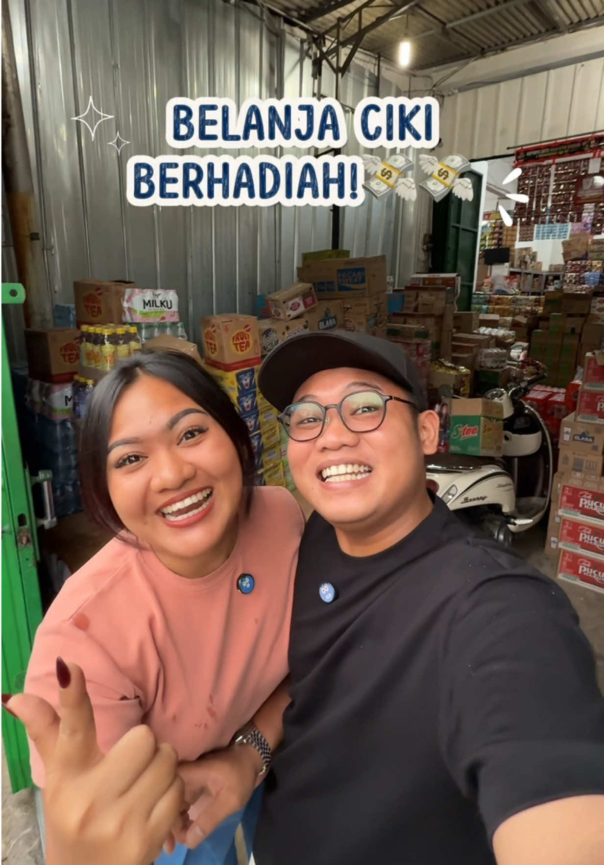 kita unboxing yang mana dulu nihh??