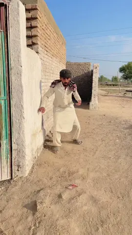 Wait for it… bussa attack incoming 😂🌾💥#atharhussain496 #funny #funnyvideos #fyp #tiktokreels 