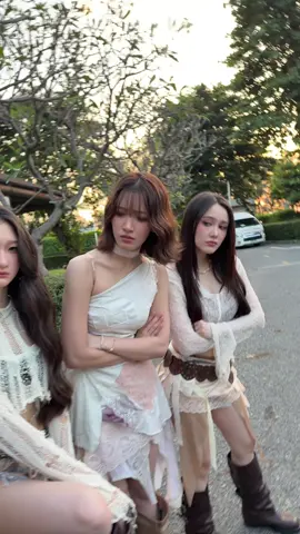 ก็คลังศัพท์หมดแล้วอ่าาาา😂 #FELIZZ  #RISERMUSIC 