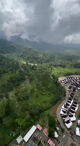 البرشوت #اندونيسيا🇮🇩 #اندونيسيا #بونشاك #الجبل_الاخضر #الجبل 