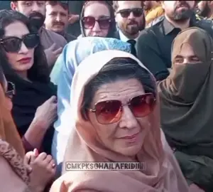 ایک بار پھر عمران خان کی بہنوں کو عمران خان سے ملاقات کرنے نہیں دی گئی 💔 #imrankhanzindabad #ptiofficial #cmkpksohailafridi #عمران_خان_ہماری_ریڈ_لائن #pti_zindabad 