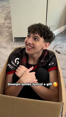 You're welcome @Jynxzi #stompn #jynxzi #siege #fanmail #g2 