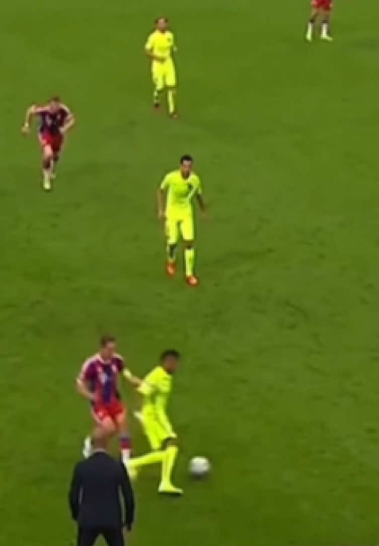 The day Neymar scored two goals  against Bayern Munich  #makethisgoviral #targetaudience #fyp #neymar 