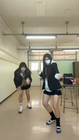 ダッフィ手袋かわいい🧸<3江戸走りで退散#09 #fjk #jkブランド #旭高校 #fyp @みゆり 