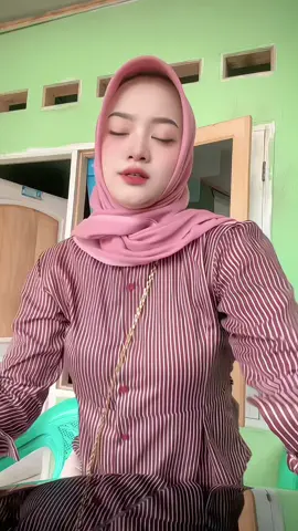 #outfitideas #kemejawanita 