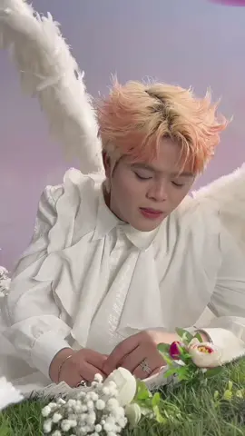 Thiên thần nhà Flash nè mng oii đáng iuu lắm #RHYDER #TheFirstAlbumTRAP 