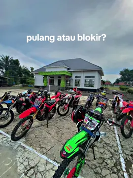 Blokir sayang blokir😂 #wipontrac_morowali #jawaraevent2025 #trailadventureindonesia #trailadventure_sulawesi #viraltrending #fyppppppppppppppppppppppp 