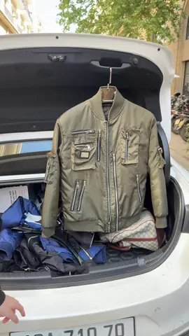 11 khoá khắc chữ…