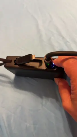 #travelsize #batterylife extender  #compactsize #fastcharging #powerbank it comes with a built in plug, electric ⚡️  numbers so you know how much charge is left and it is super small to fit in most pockets 