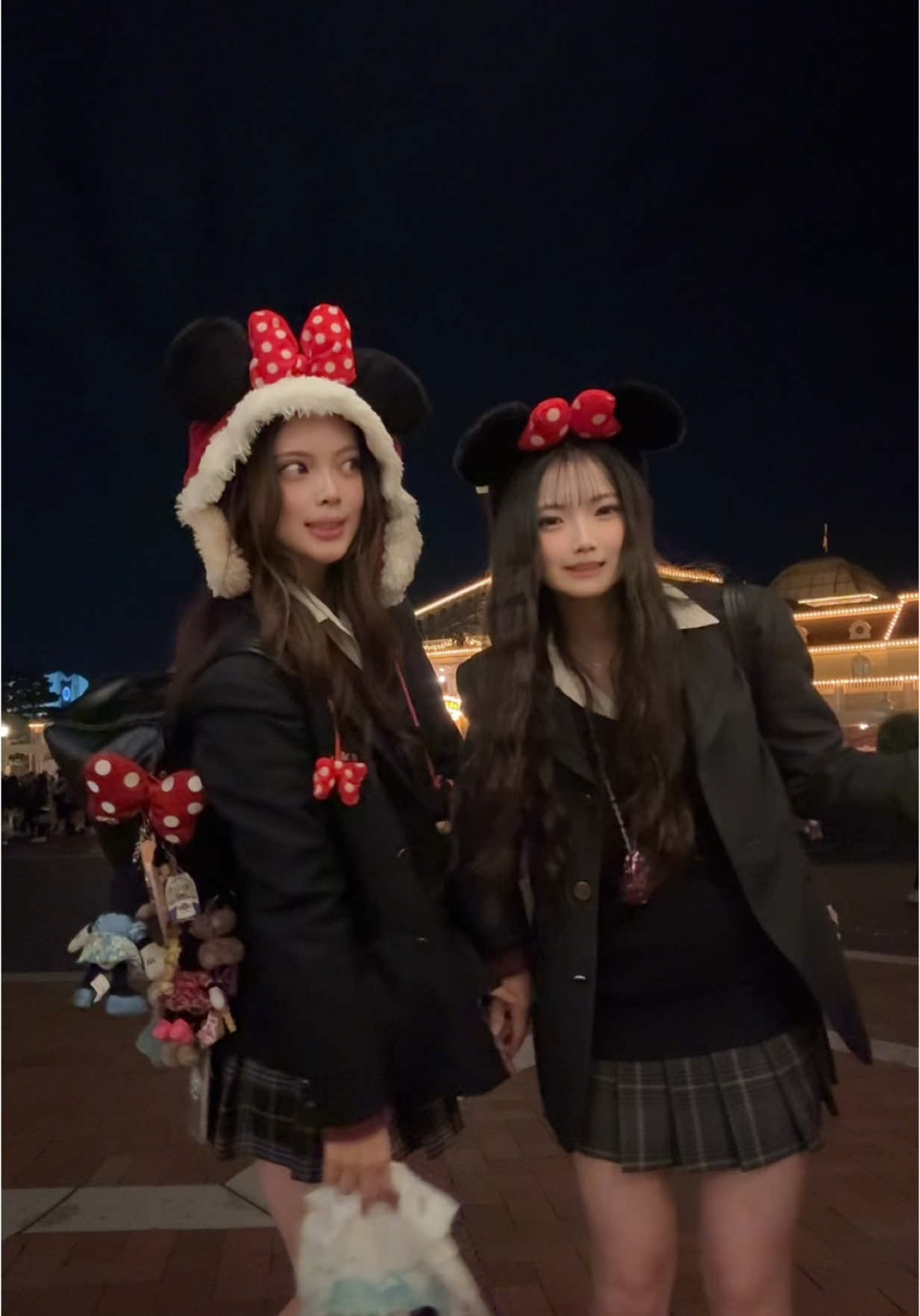 クリスマスディズニー❤️❤️❤️18さいおめでと👩🏼‍❤️‍💋‍👩🏼 #fyp #07 #jk #制服ディズニー #クリスマスディズニー 