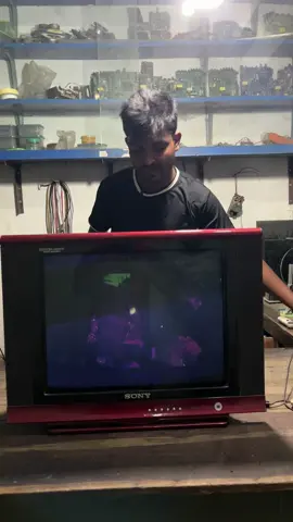 সিআরটি টিভিতে স্ক্রিন ঘোলা হয়ে যাওয়ার প্রবলেম সমাধান করে দিলাম।#CRTtvcreanproblem #pictureproblem #problemsolving #leddisplayscreen #SaifulElectricalAdviser 