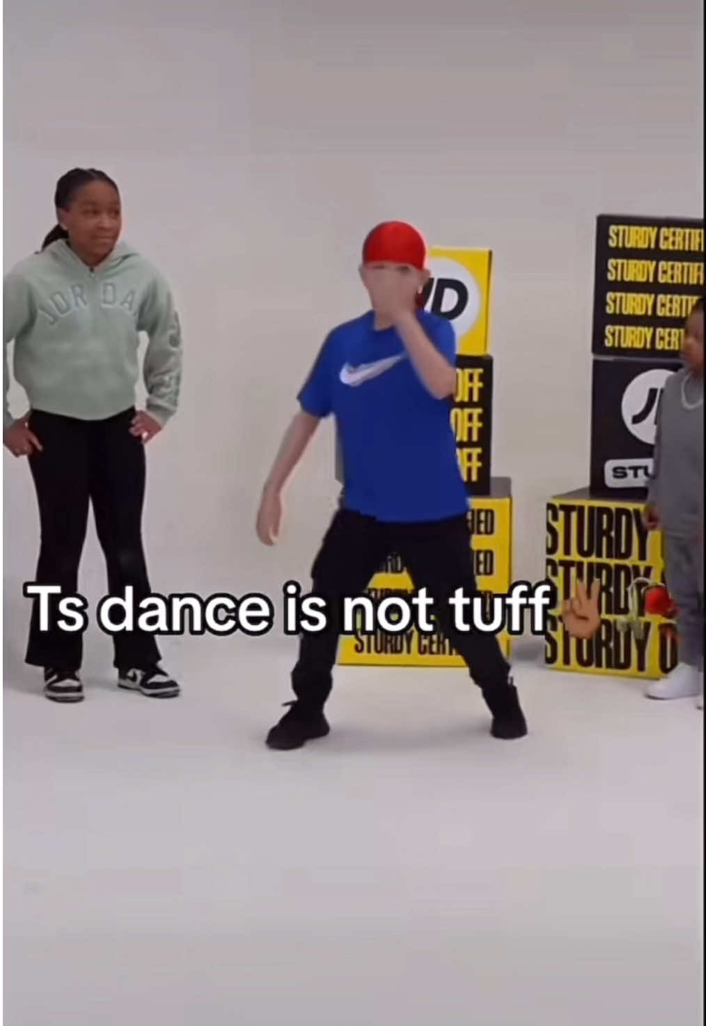 CRINGE ATTACK  #cat #funny #meme #tiktok 